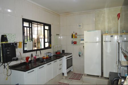 Casa para alugar com 250m², 3 quartos e 2 vagasCozinha