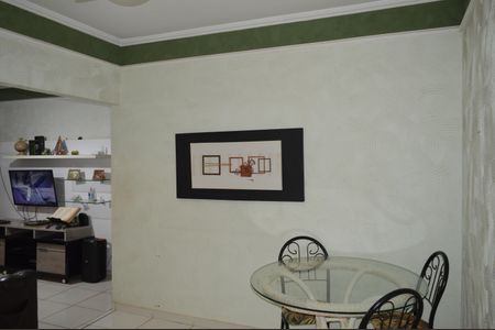 Casa para alugar com 250m², 3 quartos e 2 vagasSala