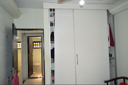 Casa para alugar com 250m², 3 quartos e 2 vagasSuíte 1