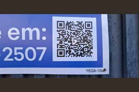 Casa para alugar com 250m², 3 quartos e 2 vagasPlaca instalada em 17/04 com o código YEQA-100