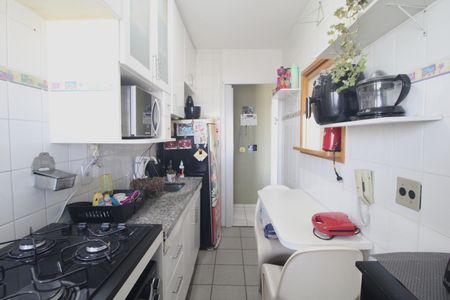 Cozinha de apartamento à venda com 2 quartos, 49m² em Vila Arriete, São Paulo