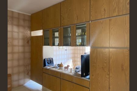 Casa à venda com 400m², 4 quartos e sem vaga Casa à venda com 400m², 4 quartos e sem vagaCozinha 1