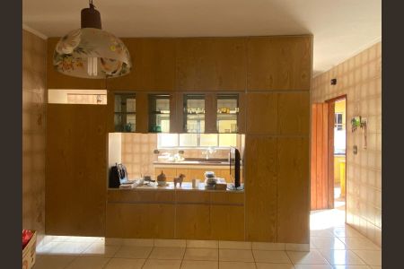 Casa à venda com 400m², 4 quartos e sem vaga Casa à venda com 400m², 4 quartos e sem vagaCozinha 1