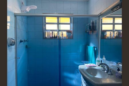 Casa à venda com 400m², 4 quartos e sem vaga Casa à venda com 400m², 4 quartos e sem vagaBanheiro social 2