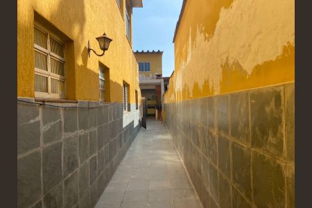 Casa à venda com 400m², 4 quartos e sem vaga Casa à venda com 400m², 4 quartos e sem vagaÁrea externa
