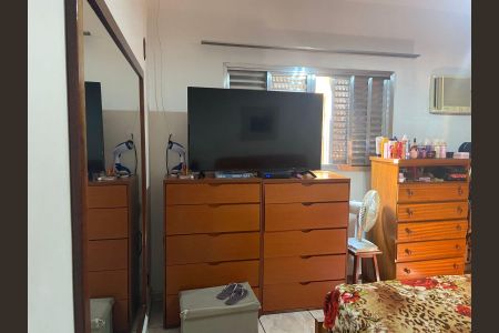 Casa à venda com 400m², 4 quartos e sem vaga Casa à venda com 400m², 4 quartos e sem vagaSuíte 2