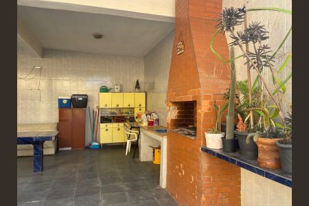 Casa à venda com 400m², 4 quartos e sem vaga Casa à venda com 400m², 4 quartos e sem vagaÁrea externa