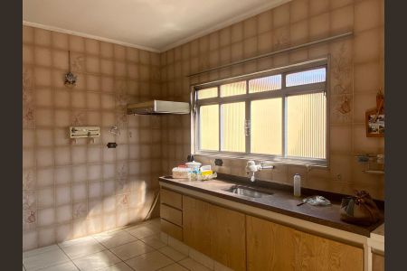 Casa à venda com 400m², 4 quartos e sem vaga Casa à venda com 400m², 4 quartos e sem vagaCozinha 1