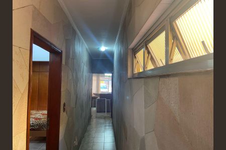 Casa à venda com 400m², 4 quartos e sem vaga Casa à venda com 400m², 4 quartos e sem vagaCorredor