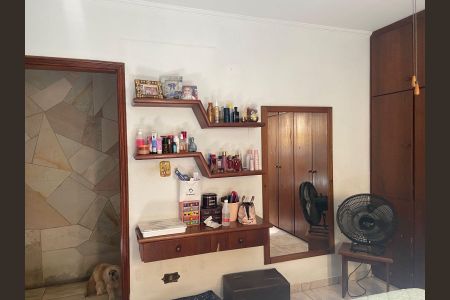 Casa à venda com 400m², 4 quartos e sem vaga Casa à venda com 400m², 4 quartos e sem vagaSuíte 2