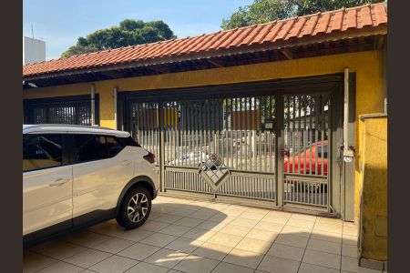 Casa à venda com 400m², 4 quartos e sem vaga Casa à venda com 400m², 4 quartos e sem vagaGaragem