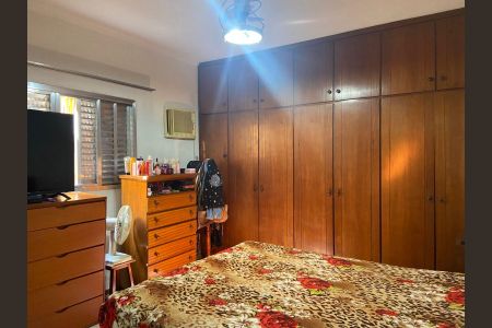 Casa à venda com 400m², 4 quartos e sem vaga Casa à venda com 400m², 4 quartos e sem vagaSuíte 2