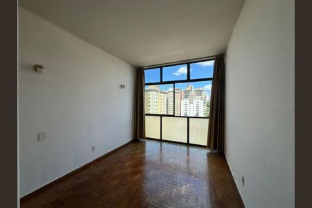 Apartamento à venda com 48m², 1 quarto e sem vagaSala