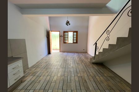 Sala de kitnet/studio para alugar com 1 quarto, 42m² em Jardim Trussardi, São Paulo