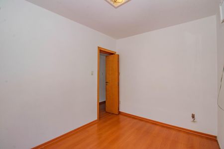 Quarto 1 de apartamento à venda com 2 quartos, 44m² em Jardim Itu, Porto Alegre