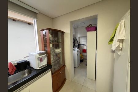 Apartamento à venda com 77m², 3 quartos e 2 vagasCozinha