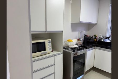 Apartamento à venda com 77m², 3 quartos e 2 vagasCozinha