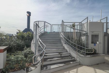 Studio à venda com 25m², 0 quarto e sem vagaÁrea comum - Piscina