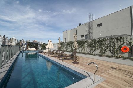 Studio à venda com 25m², 0 quarto e sem vagaÁrea comum - Piscina