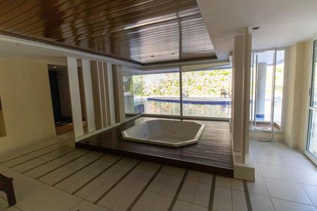 Apartamento à venda com 129m², 3 quartos e 1 vagaÁrea comum