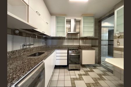 Apartamento à venda com 134m², 3 quartos e 1 vagaCozinha
