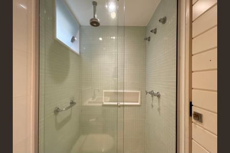 Apartamento à venda com 134m², 3 quartos e 1 vagaBanheiro social