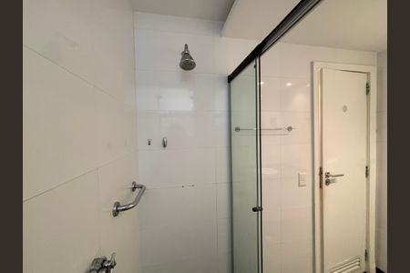 Apartamento à venda com 134m², 3 quartos e 1 vagaSuíte - banheiro