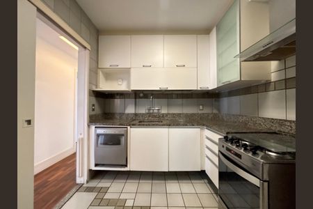 Apartamento à venda com 134m², 3 quartos e 1 vagaCozinha