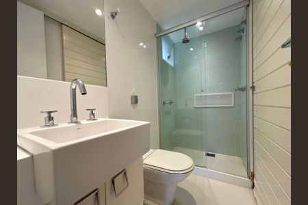 Apartamento à venda com 134m², 3 quartos e 1 vagaBanheiro social