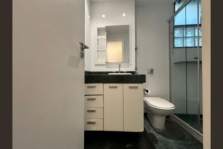 Apartamento à venda com 134m², 3 quartos e 1 vagaSuíte - banheiro