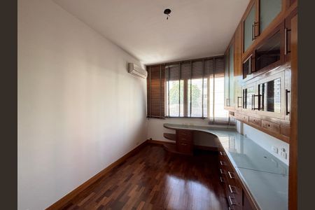 Apartamento à venda com 134m², 3 quartos e 1 vagaQuarto 2