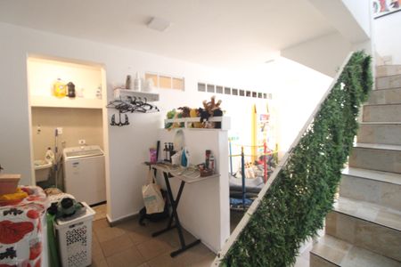 Casa à venda com 126m², 2 quartos e 2 vagasFundos da casa