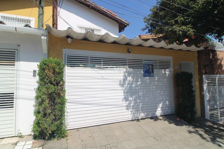 Casa à venda com 126m², 2 quartos e 2 vagasFachada