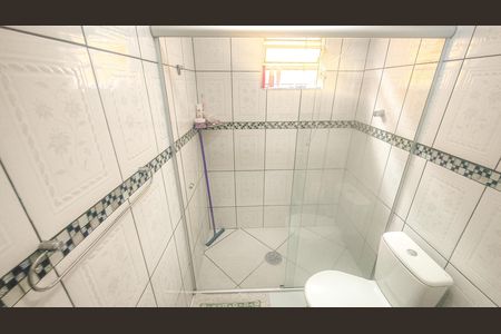 Casa à venda com 160m², 4 quartos e 2 vagasBanheiro