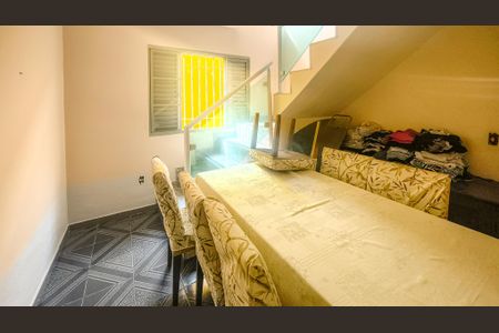 Casa à venda com 160m², 4 quartos e 2 vagasCopa