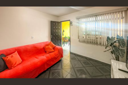 Sala de casa à venda com 4 quartos, 160m² em Parque Grajau, São Paulo