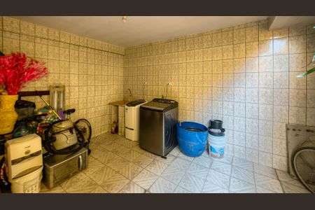 Casa à venda com 160m², 4 quartos e 2 vagasÁrea de Serviço