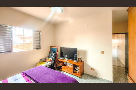 Casa à venda com 160m², 4 quartos e 2 vagasSuíte