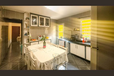 Casa à venda com 160m², 4 quartos e 2 vagasCozinha