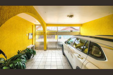 Casa à venda com 160m², 4 quartos e 2 vagasGaragem