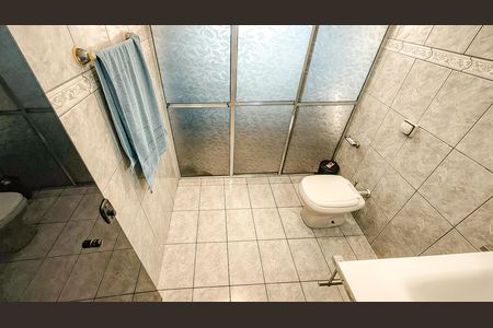 Casa à venda com 160m², 4 quartos e 2 vagasBanheiro da Suíte