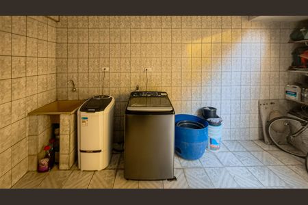 Casa à venda com 160m², 4 quartos e 2 vagasÁrea de Serviço