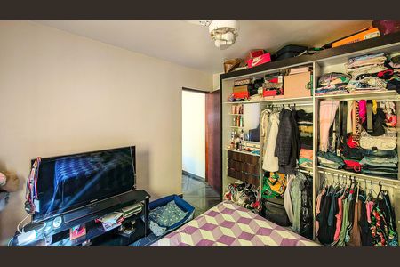Casa à venda com 160m², 4 quartos e 2 vagasQuarto 2