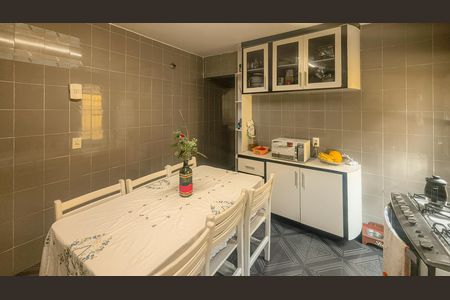 Casa à venda com 160m², 4 quartos e 2 vagasCozinha