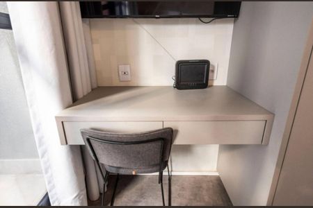 Apartamento à venda com 21m², 1 quarto e sem vagaSala / Quarto