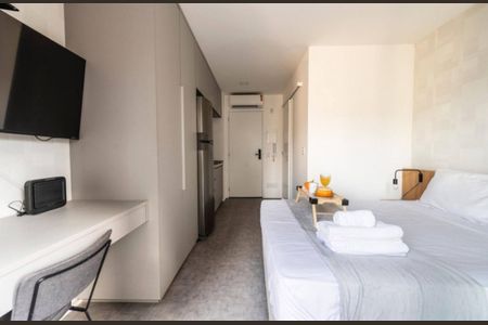 Apartamento à venda com 21m², 1 quarto e sem vagaSala / Quarto