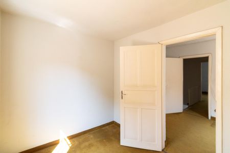 Casa à venda com 200m², 3 quartos e 2 vagas Casa à venda com 200m², 3 quartos e 2 vagasQuarto 3