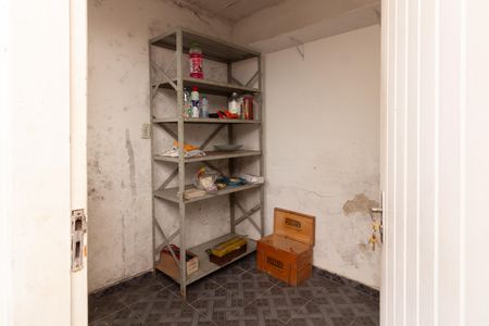 Casa à venda com 200m², 3 quartos e 2 vagas Casa à venda com 200m², 3 quartos e 2 vagasQuarto de Serviço