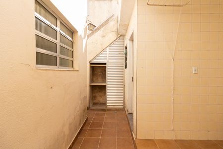 Casa à venda com 200m², 3 quartos e 2 vagas Casa à venda com 200m², 3 quartos e 2 vagasÁrea de Serviço