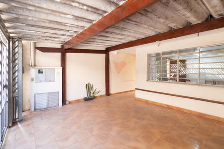 Casa à venda com 200m², 3 quartos e 2 vagas Casa à venda com 200m², 3 quartos e 2 vagasGaragem